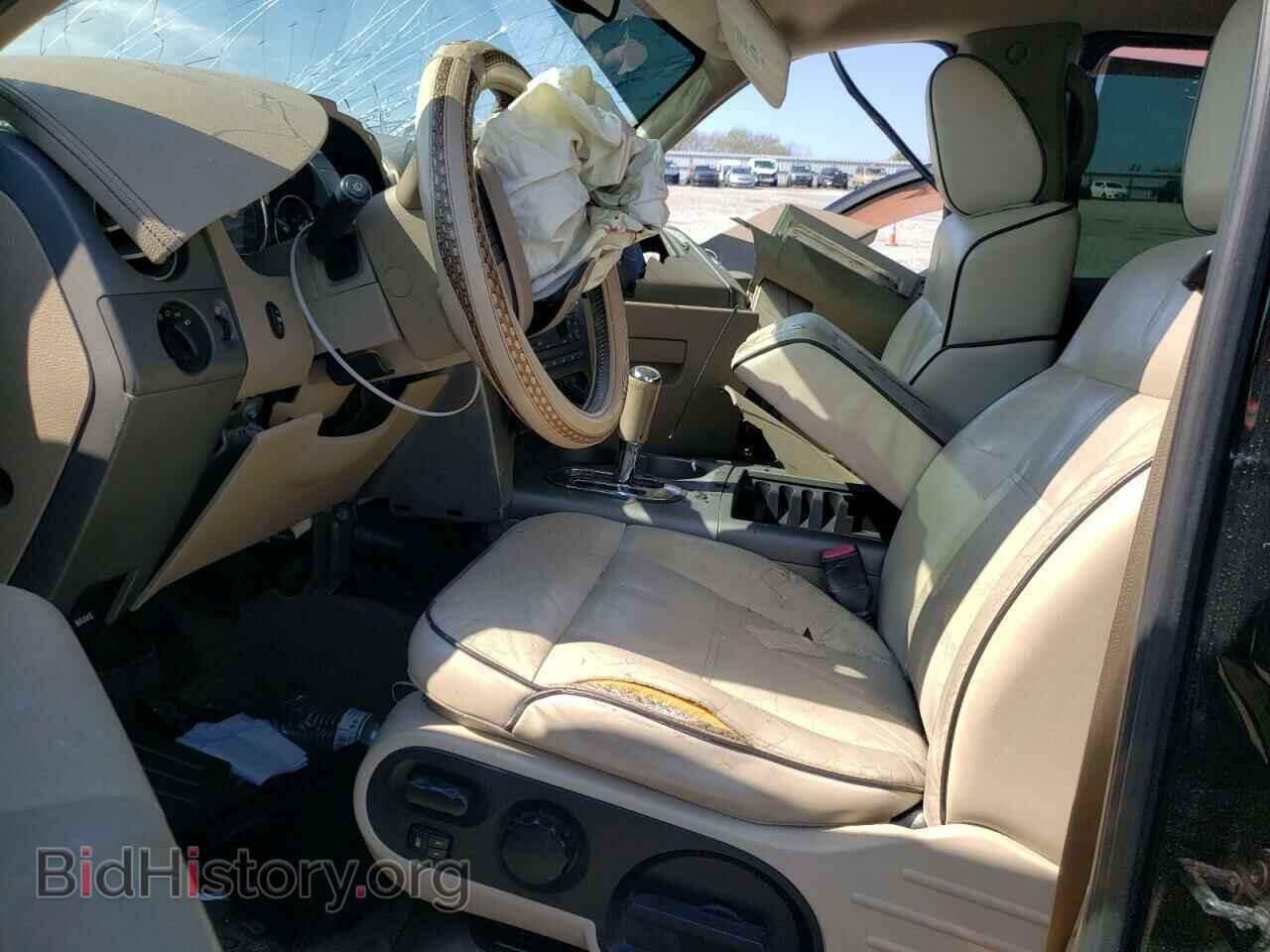 2006 LINCOLN MARK LT - VIN: 5LTPW18566FJ03073 - Фото 7