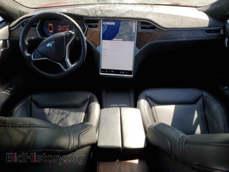 2016 Tesla MODEL S (VIN 5YJSA1E25GF168069) — фото 8 из 14