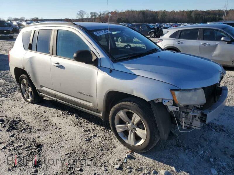 2011 Jeep COMPASS (VIN 1J4NT1FA0BD288000) — photo 4 of 14