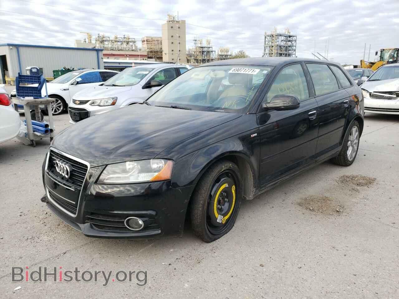 2012 AUDI A3 - VIN: WAUBEAFM6CA137255 - Photo 2