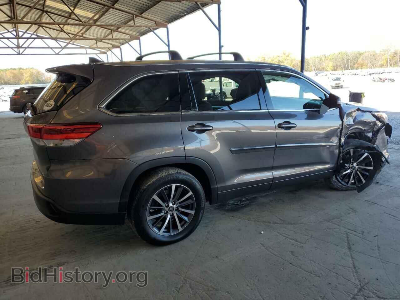 2017 TOYOTA HIGHLANDER - VIN: 5TDKZRFH8HS512131 - Фото 3