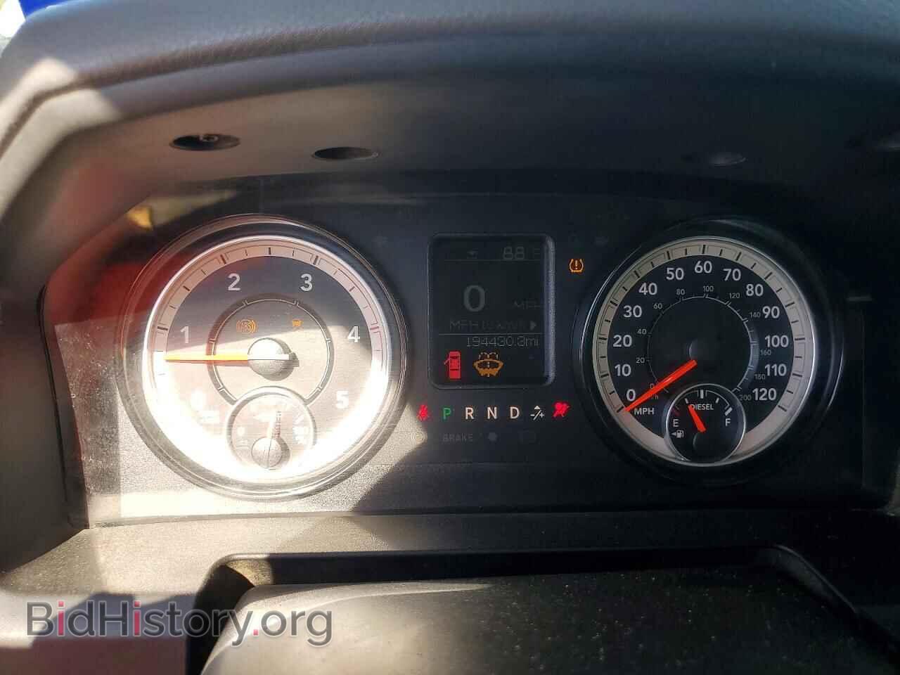 2018 RAM 2500 - VIN: 3C6UR5CL7JG315473 - Photo 9