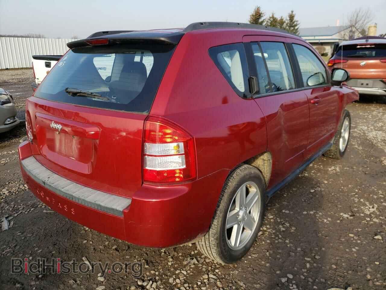 2010 JEEP COMPASS - VIN: 1J4NF4FB6AD553177 - Photo 4