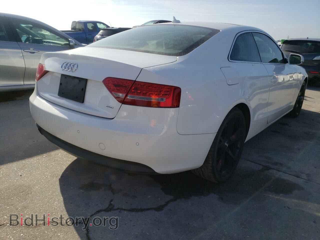 2011 AUDI A5 - VIN: WAUVFAFR4BA038907 - Фото 4