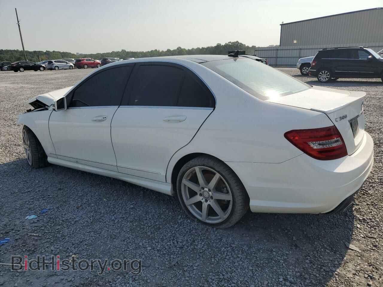 2013 MERCEDES-BENZ C-CLASS - VIN: WDDGF8AB2DA774851 - Фото 2