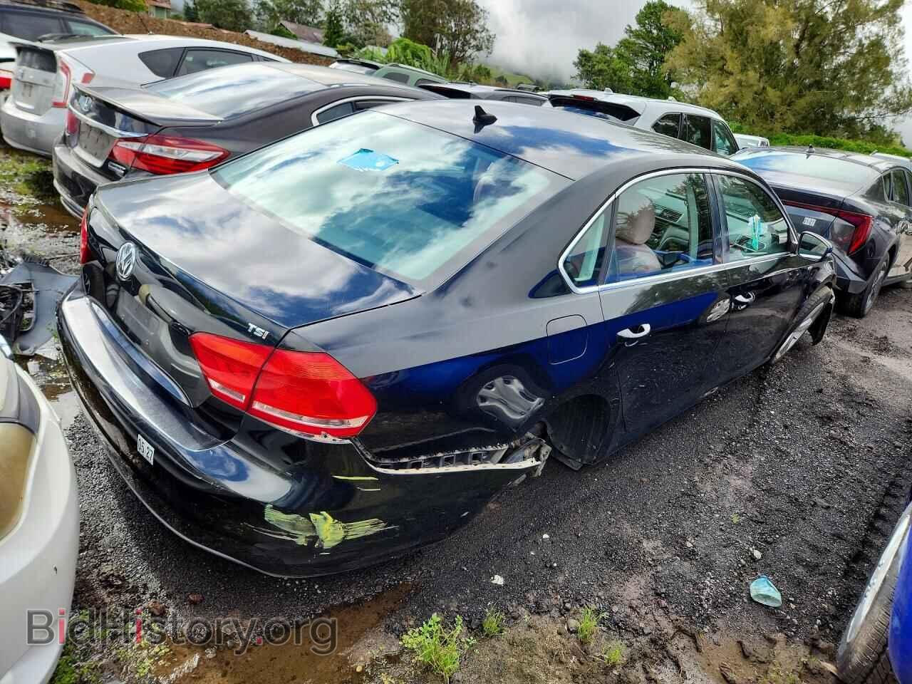2014 VOLKSWAGEN PASSAT - VIN: 1VWAT7A38EC059166 - Photo 3