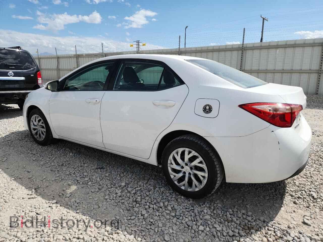 2017 TOYOTA COROLLA - VIN: 2T1BURHE3HC857853 - Фото 2
