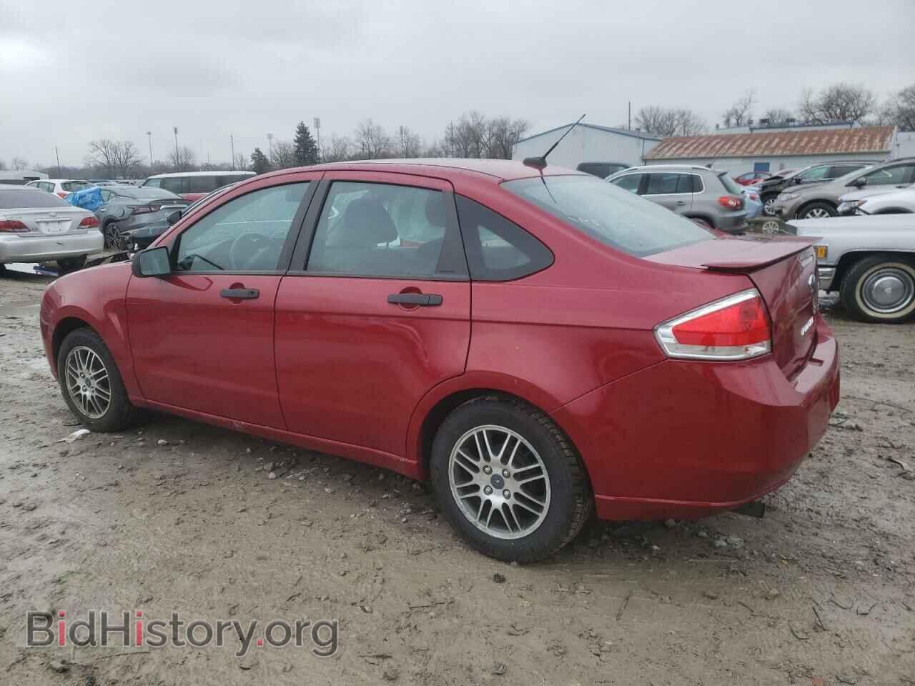 2011 FORD FOCUS - VIN: 1FAHP3FN9BW128410 - Фото 2