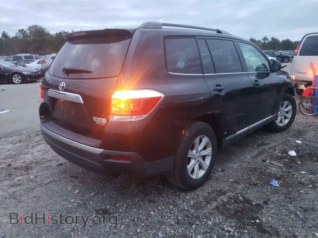 2012 TOYOTA HIGHLANDER - VIN: 5TDBK3EH4CS137978 - Фото 4
