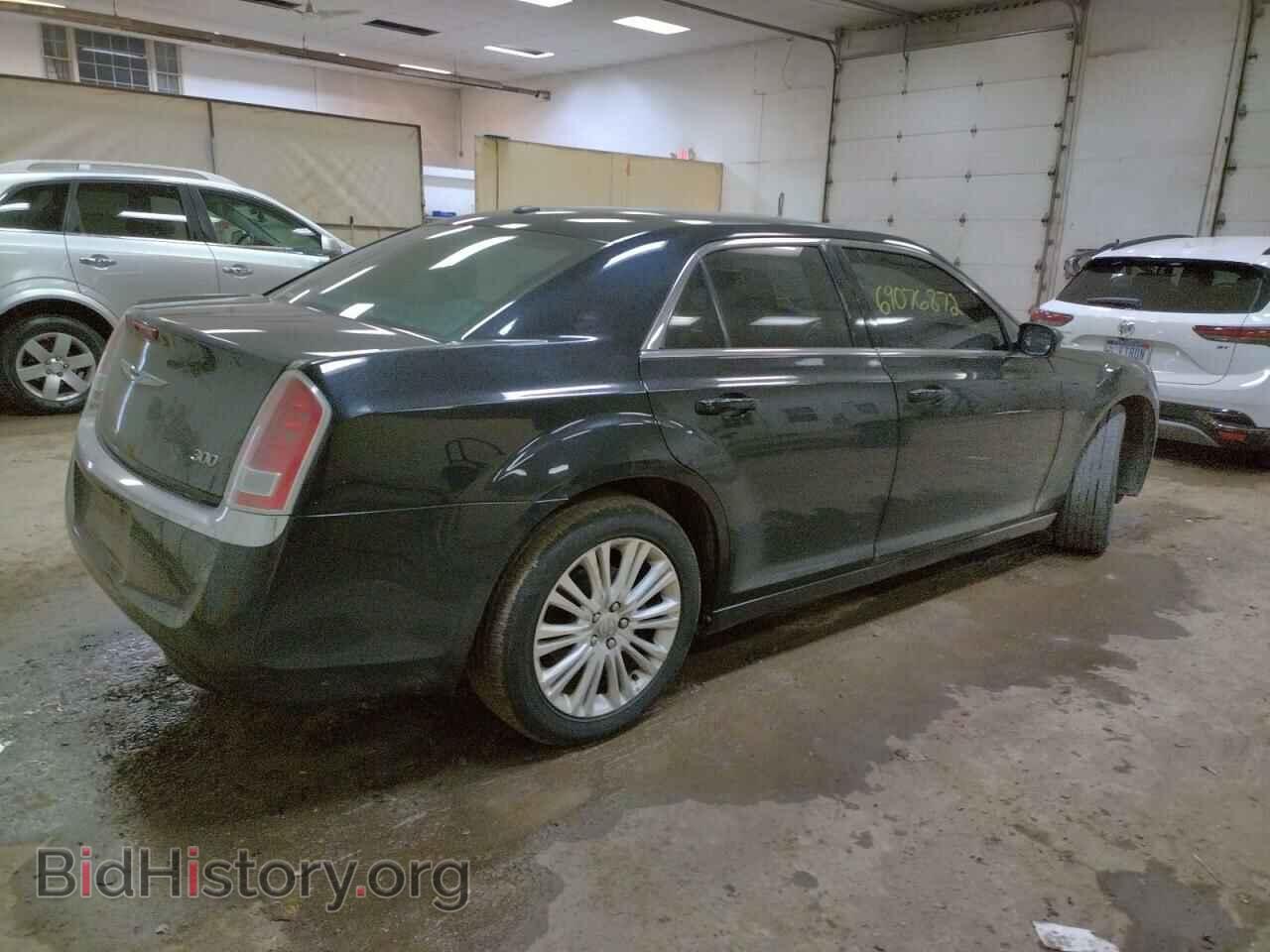 2013 CHRYSLER 300 - VIN: 2C3CCARG0DH585775 - Фото 3
