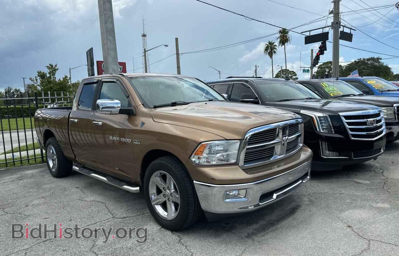 Photo 1D7RB1GT6BS635633 - DODGE All Models 2011