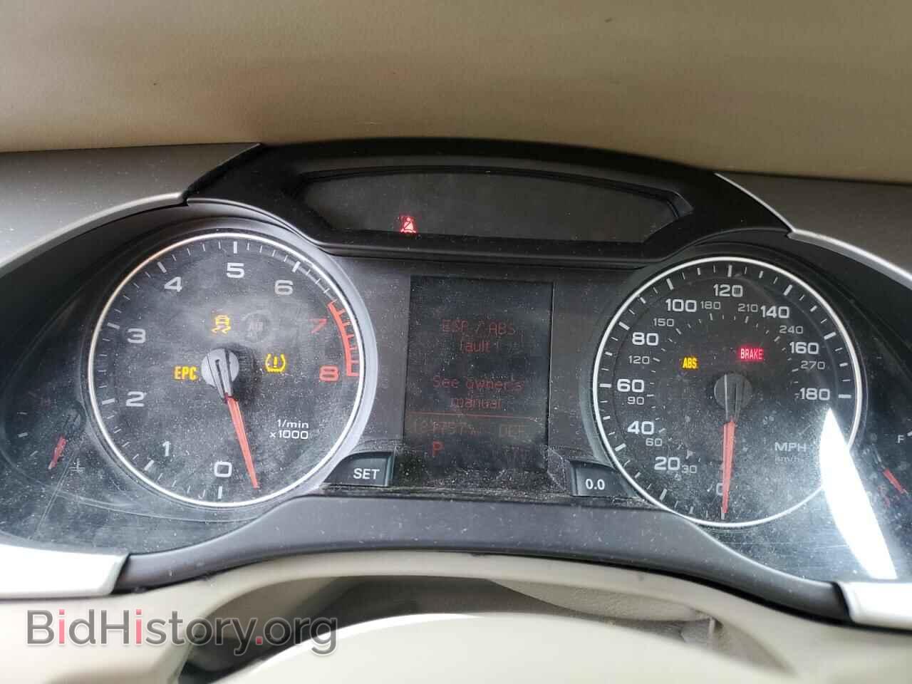 2010 AUDI A4 - VIN: WAUBFAFLXAN022720 - Фото 9