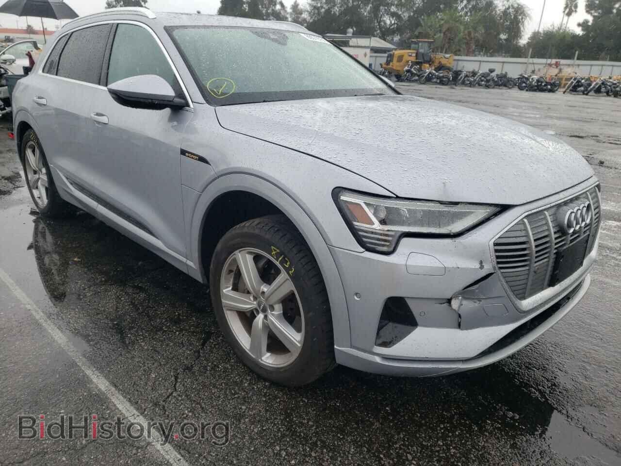 Photo WA1LAAGEXKB020761 - AUDI E-TRON 2019