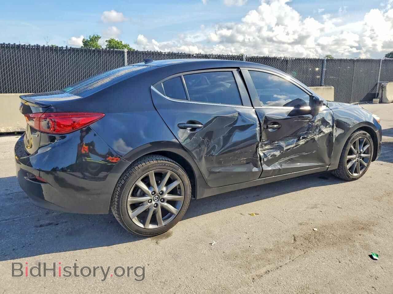 2018 MAZDA 3 - VIN: 3MZBN1V32JM266151 - Фото 3