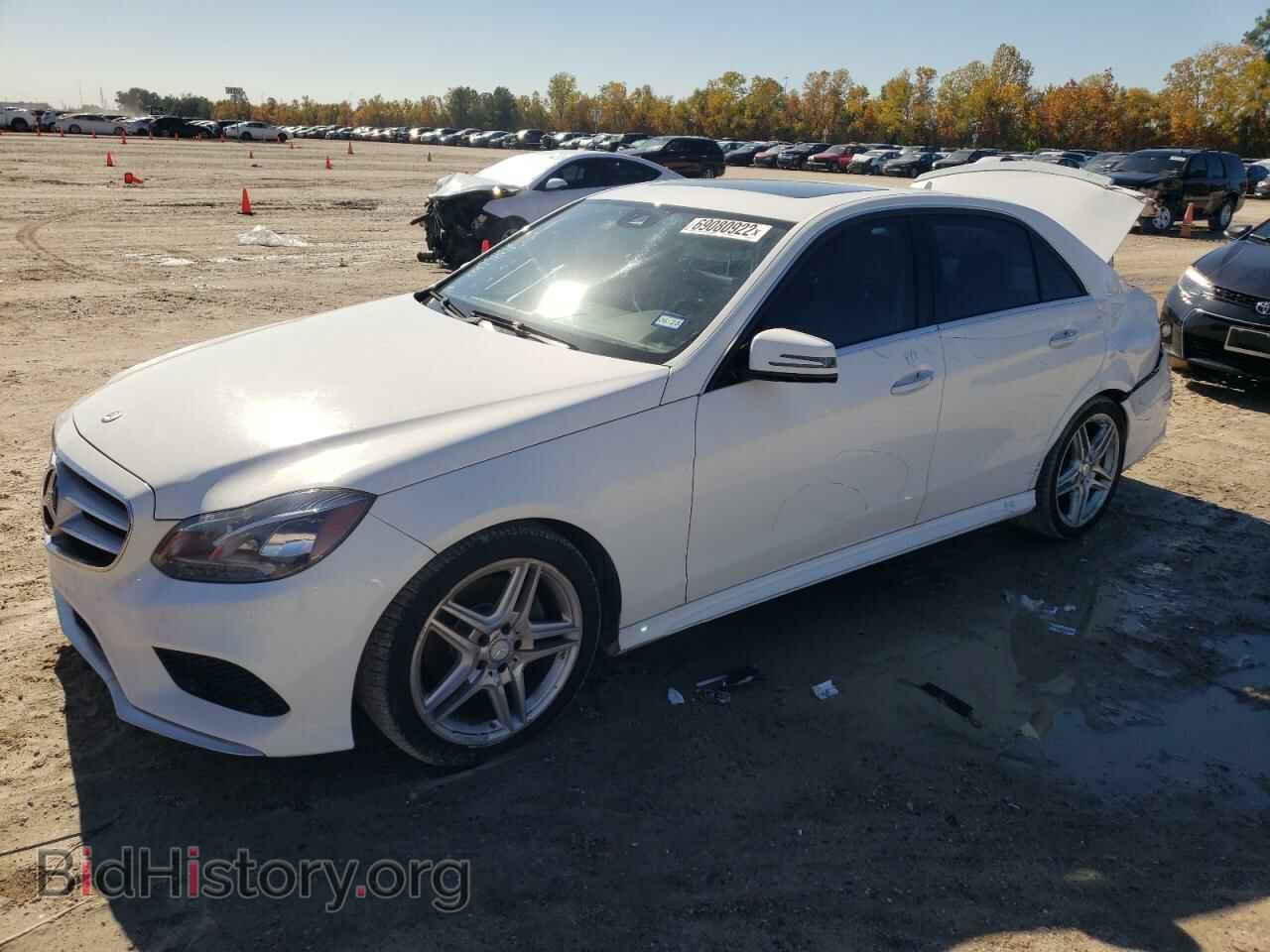 Photo WDDHF5KB1EA802867 - MERCEDES-BENZ E-CLASS 2014