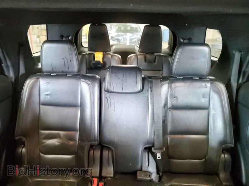 2011 Ford EXPLORER (VIN 1FMHK8D81BGA54263) — фото 10 из 14