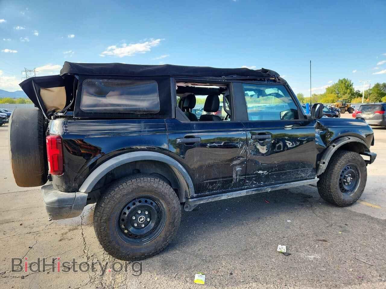 2021 Ford BRONCO (VIN 1FMEE5BH3MLB00133) — фото 3 из 14