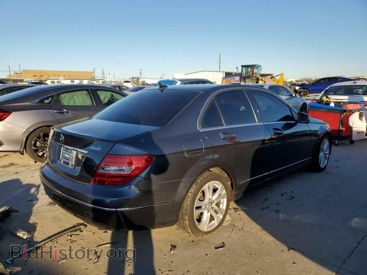 2013 MERCEDES-BENZ C-CLASS - VIN: WDDGF4HB5DA804939 - Фото 3