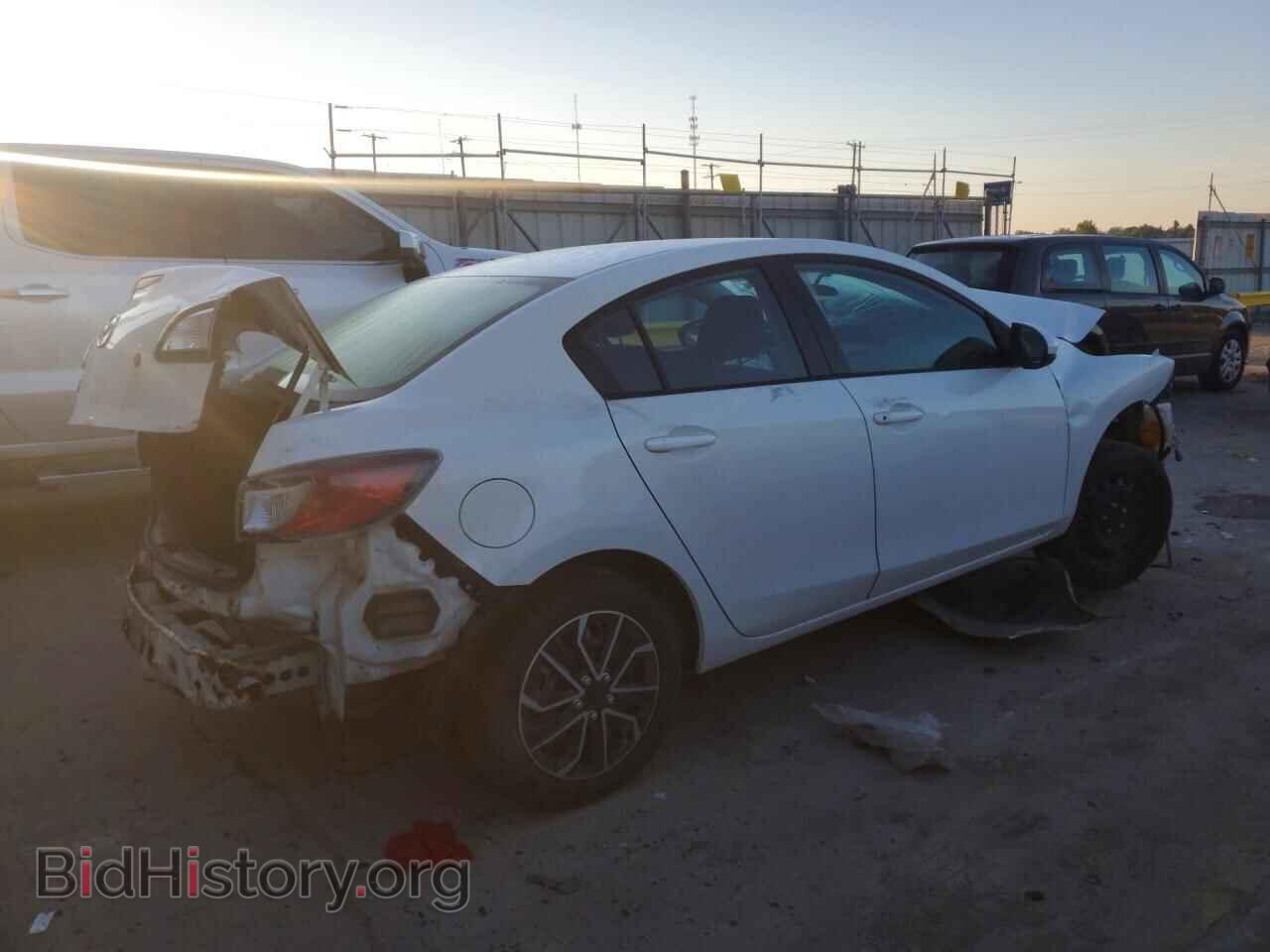 2011 MAZDA 3 - VIN: JM1BL1UF4B1393146 - Photo 3