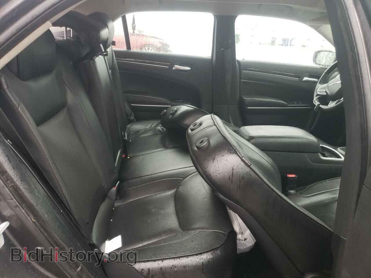 2019 CHRYSLER 300 - VIN: 2C3CCAEG9KH594882 - Фото 10