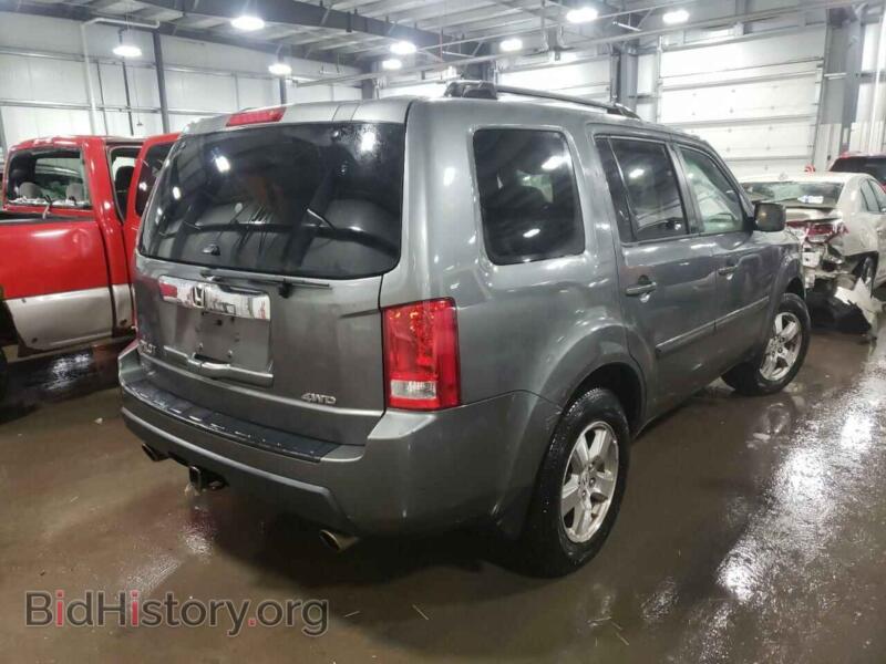 2009 Honda PILOT (VIN 5FNYF48559B001281) — photo 4 of 9