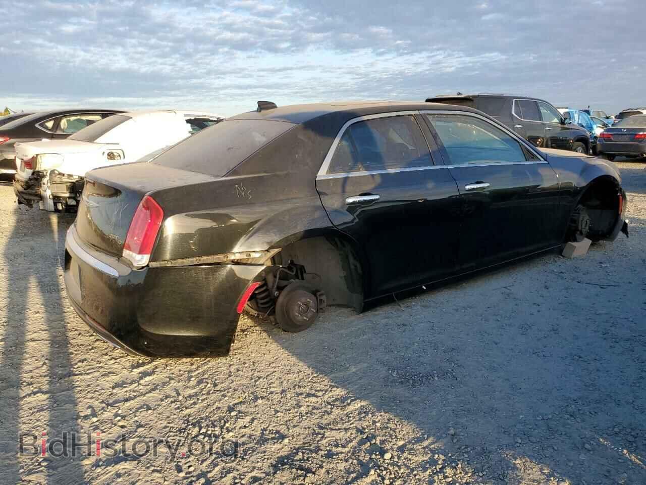 2017 CHRYSLER 300 - VIN: 2C3CCAEG4HH610169 - Фото 3
