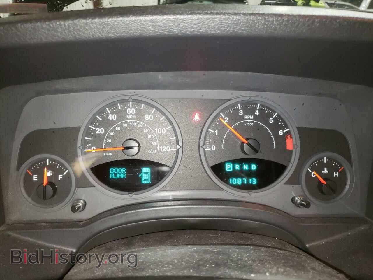 2007 JEEP COMPASS - VIN: 1J8FF47WX7D155807 - Фото 9