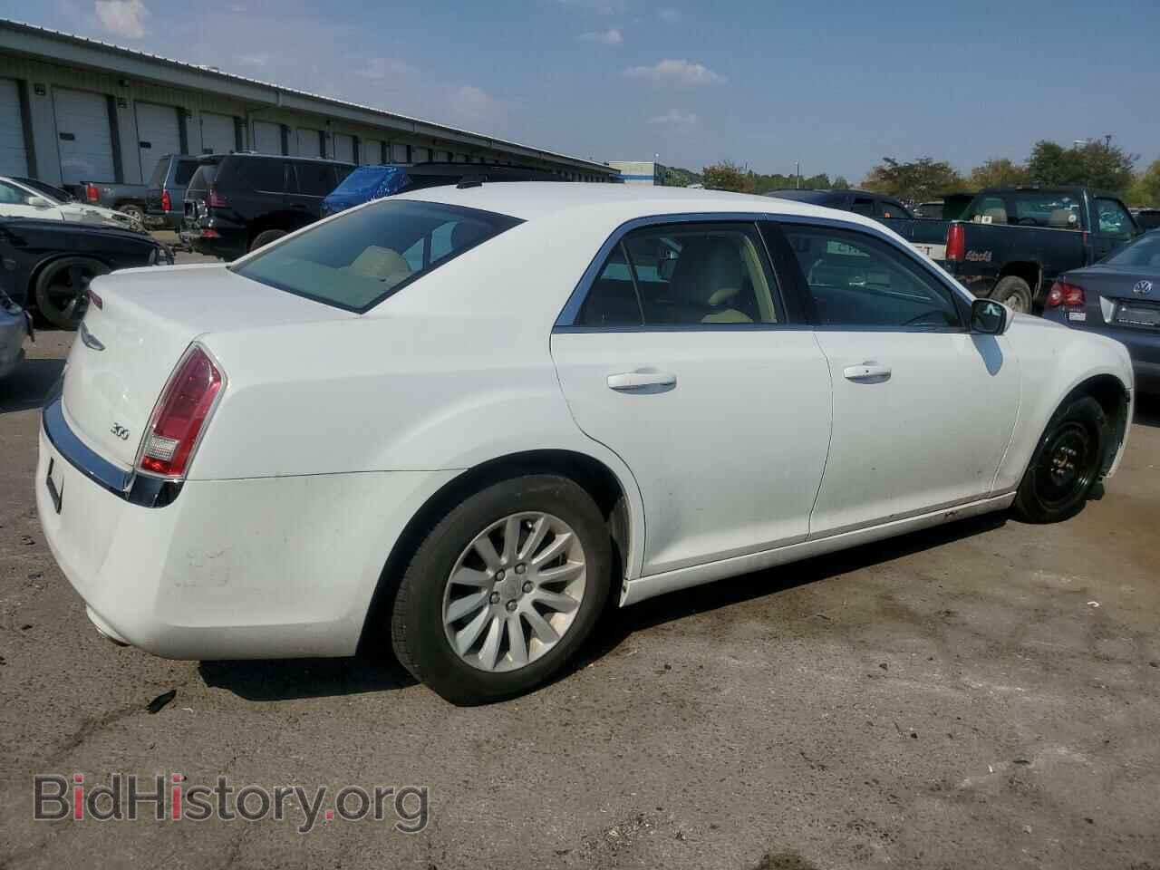 2014 CHRYSLER 300 - VIN: 2C3CCAAG0EH344229 - Фото 3