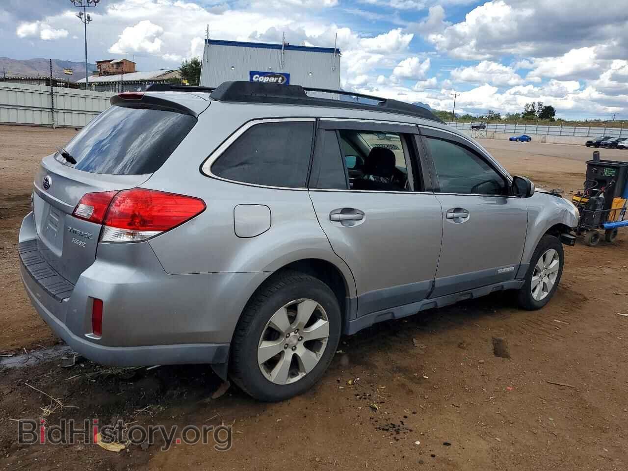 2011 SUBARU OUTBACK - VIN: 4S4BRBCC0B3379899 - Photo 3