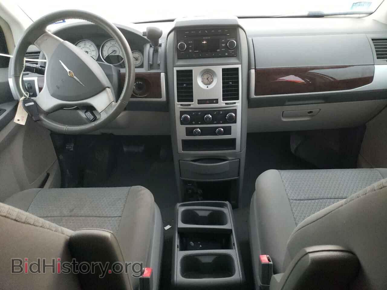 2010 CHRYSLER MINIVAN - VIN: 2A4RR5D10AR285460 - Фото 8