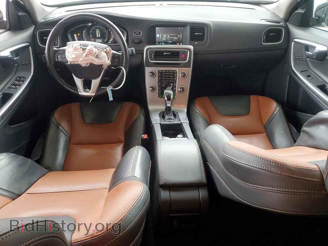 2017 VOLVO V60 - VIN: YV440MWK8H1031663 - Photo 8