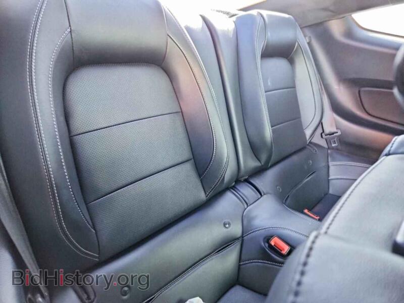 2018 Ford MUSTANG (VIN 1FA6P8CFXJ5103411) — photo 10 of 13
