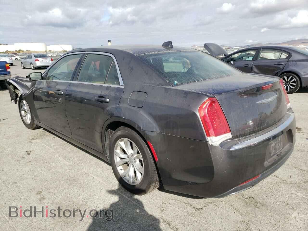 2015 CHRYSLER 300 - VIN: 2C3CCAAG3FH931400 - Фото 2