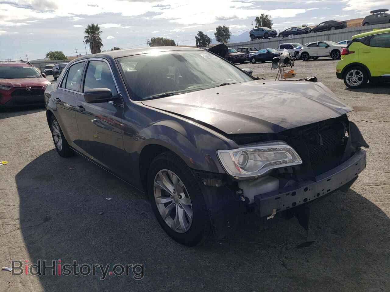 2015 CHRYSLER 300 - VIN: 2C3CCAAG3FH931400 - Фото 4