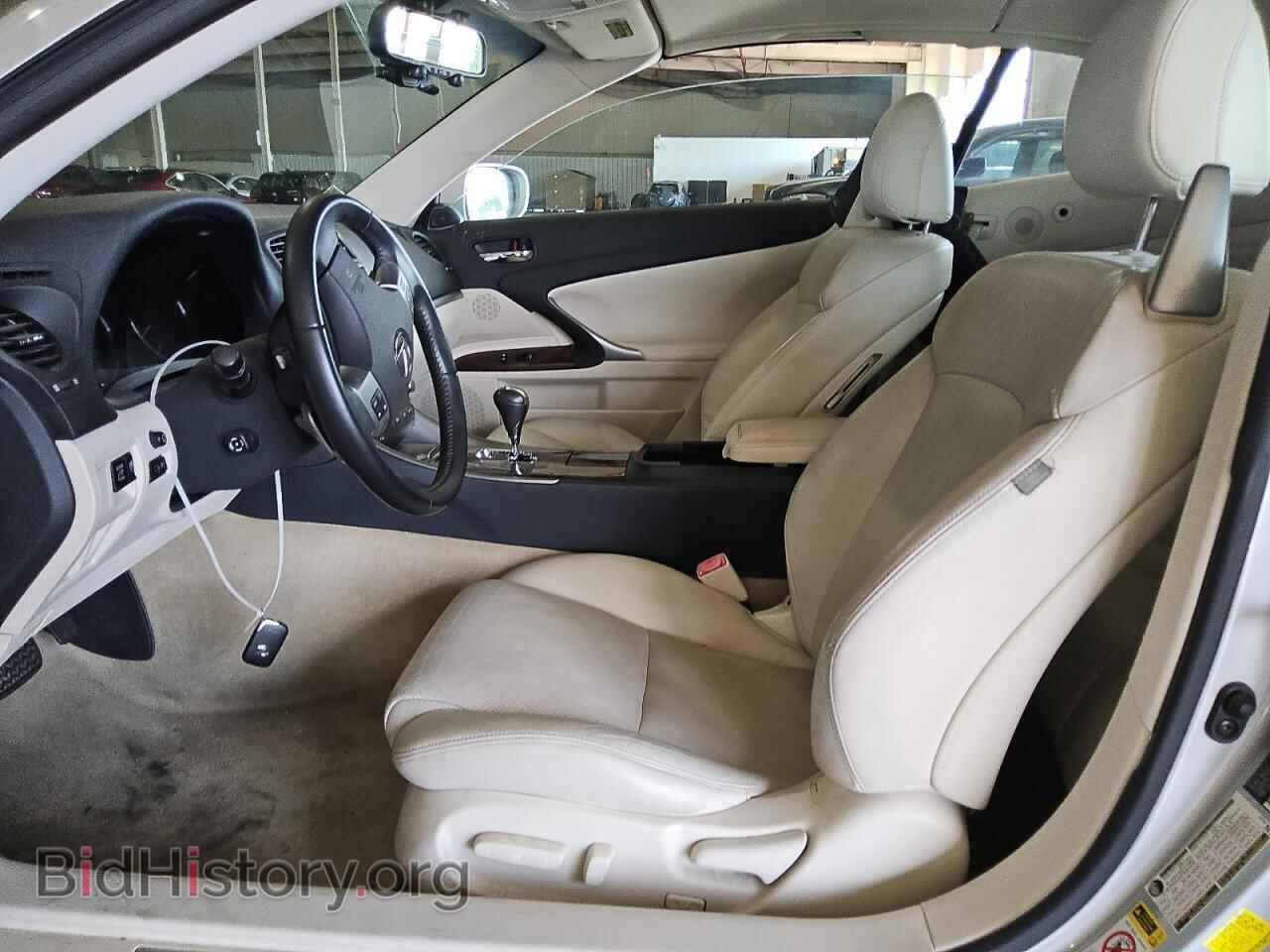 2011 LEXUS IS - VIN: JTHFF2C26B2519092 - Фото 7