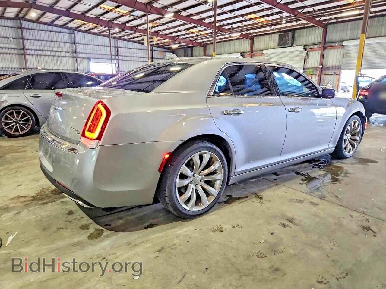 2017 CHRYSLER 300 - VIN: 2C3CCAEG0HH586680 - Photo 3