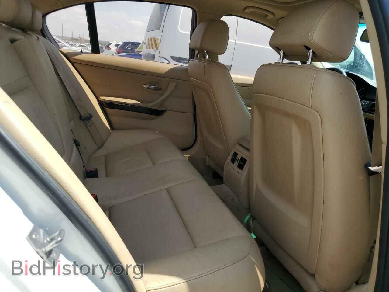 2011 BMW 3 SERIES - VIN: WBAPH7C52BA802454 - Фото 10