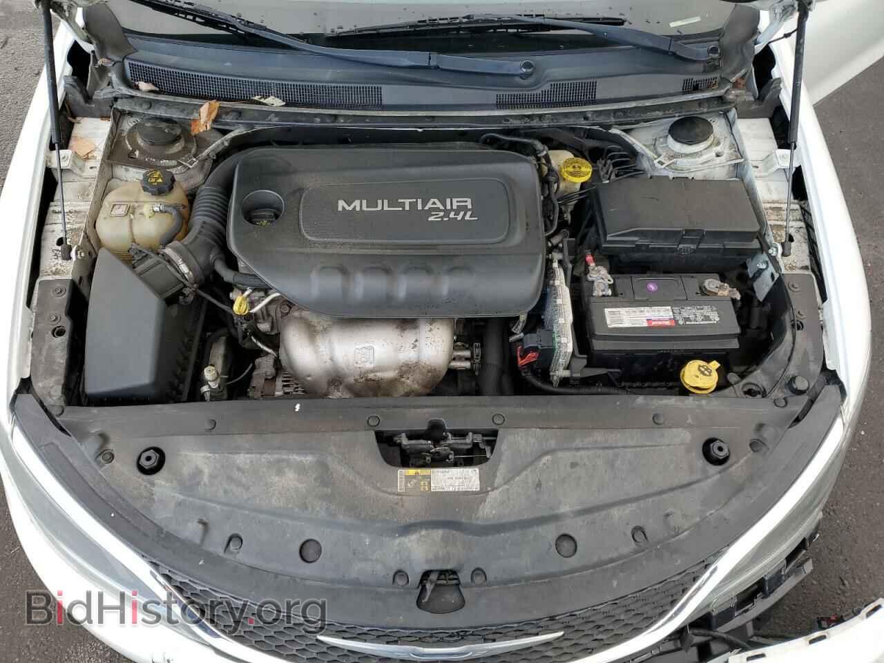 2015 CHRYSLER 200 - VIN: 1C3CCCAB8FN745004 - Фото 11
