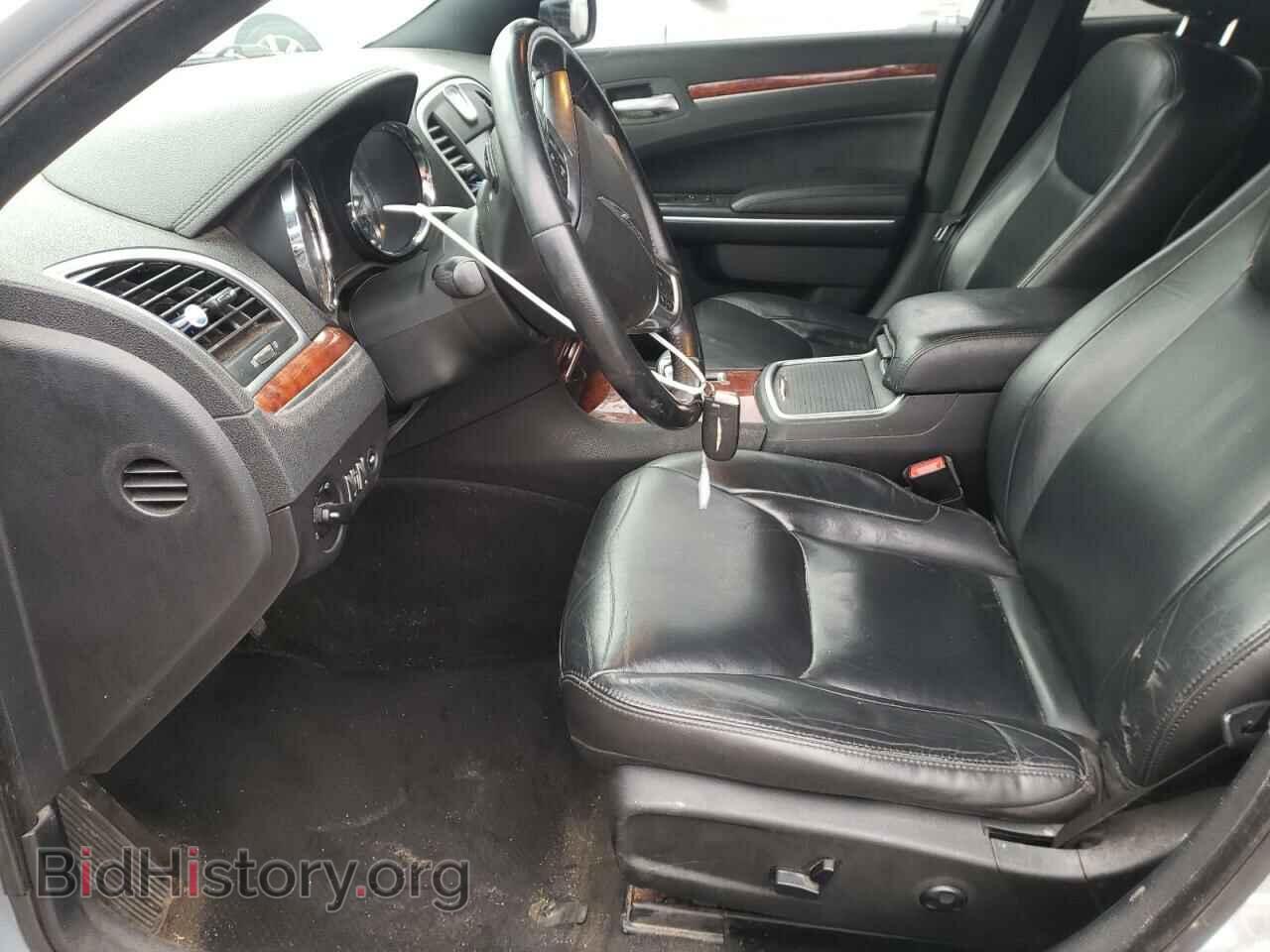 2013 CHRYSLER 300 - VIN: 2C3CCAAG6DH644033 - Фото 7