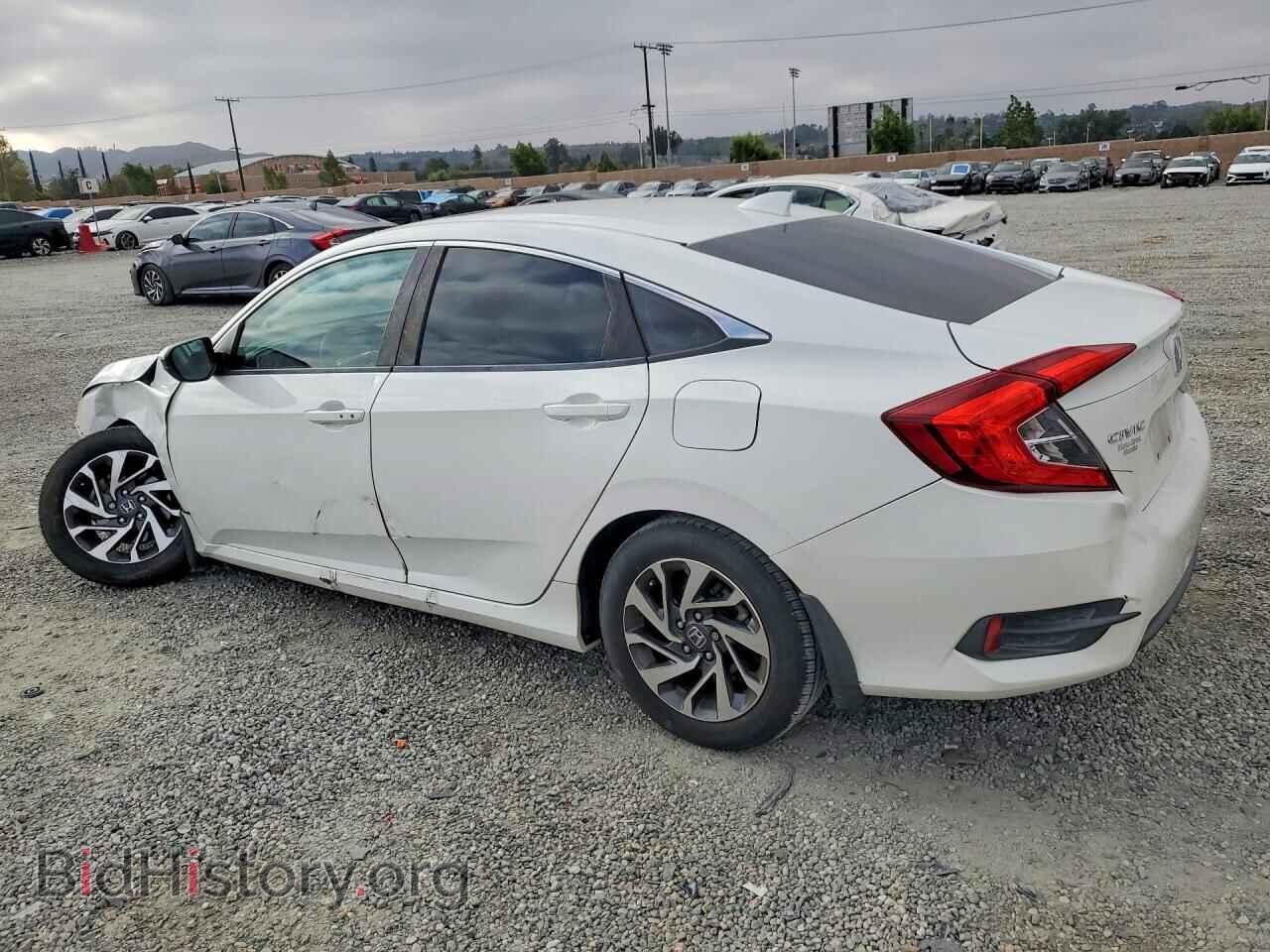 2017 HONDA CIVIC - VIN: 2HGFC2F70HH558702 - Photo 2