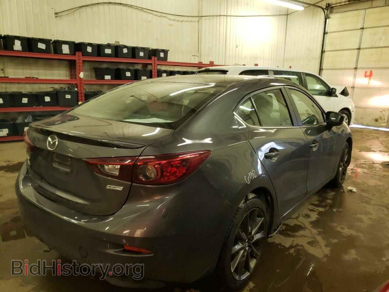 2018 MAZDA 3 - VIN: 3MZBN1V30JM260784 - Фото 3