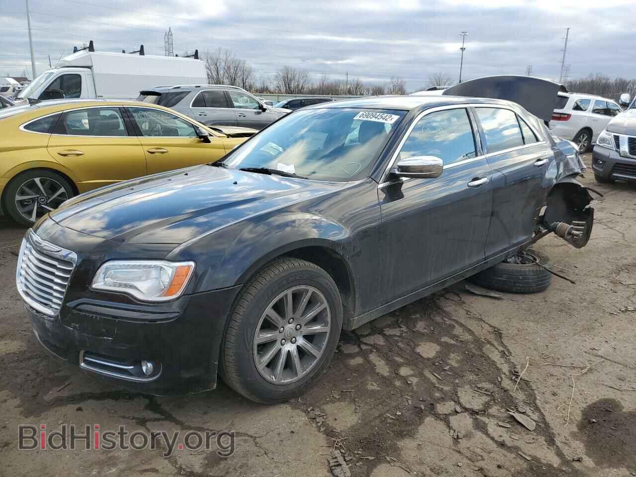 Фотография 2C3CCACG0CH310026 - CHRYSLER 300 2012