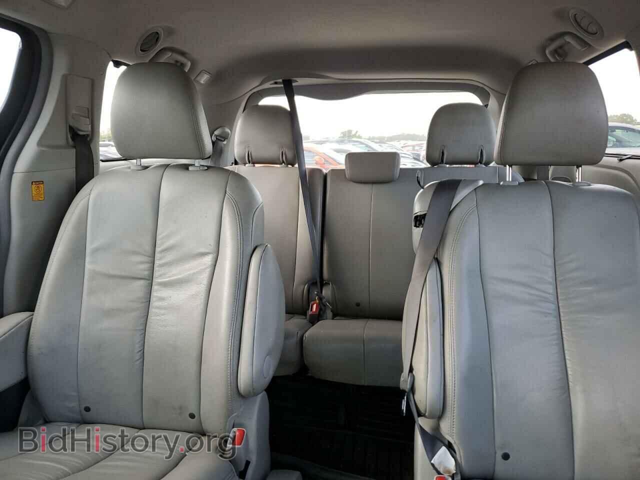2011 TOYOTA All Models - VIN: 5TDYK3DC4BS174852 - Фото 10