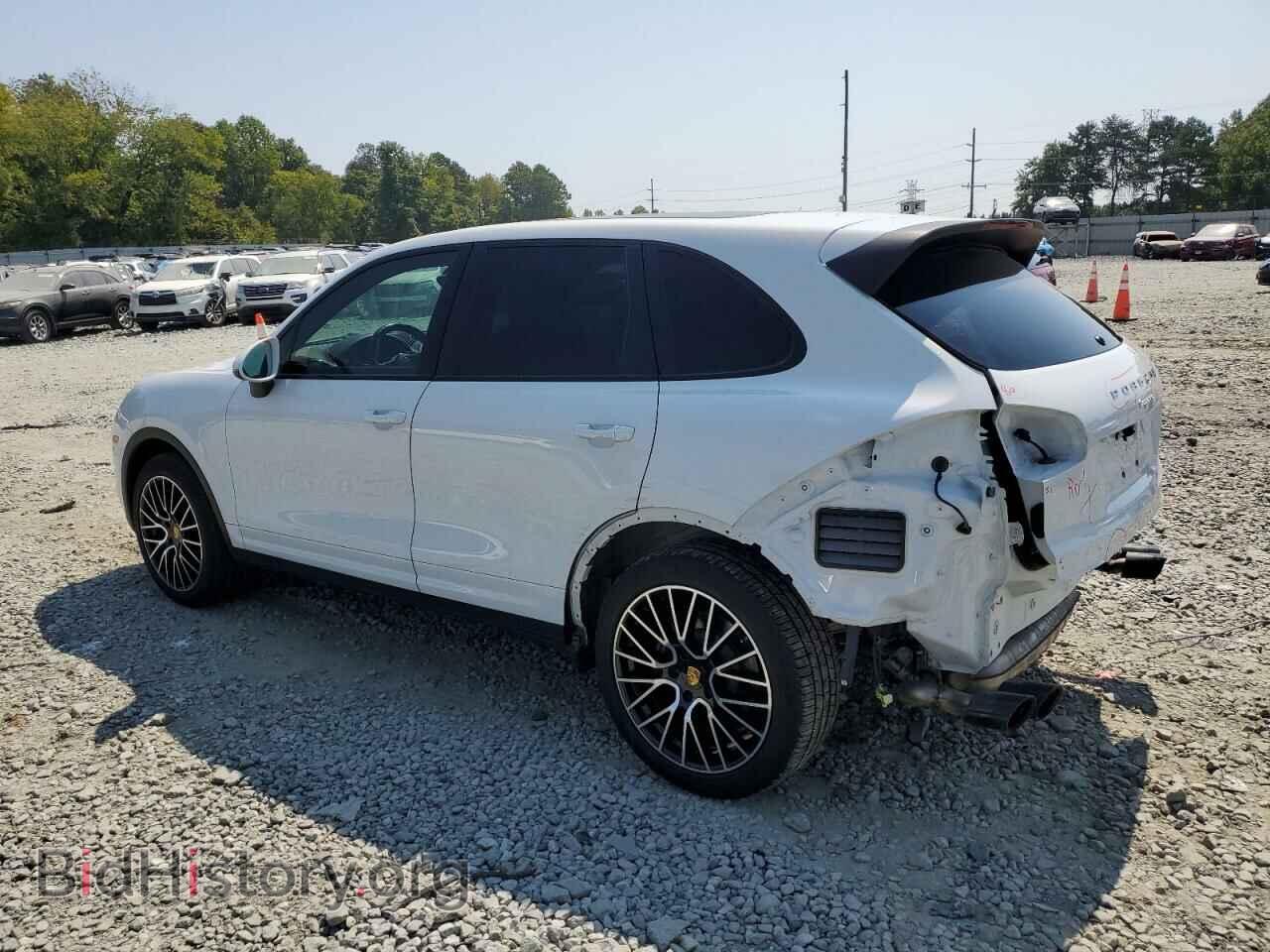 2016 PORSCHE CAYENNE - VIN: WP1AA2A20GLA02285 - Фото 2