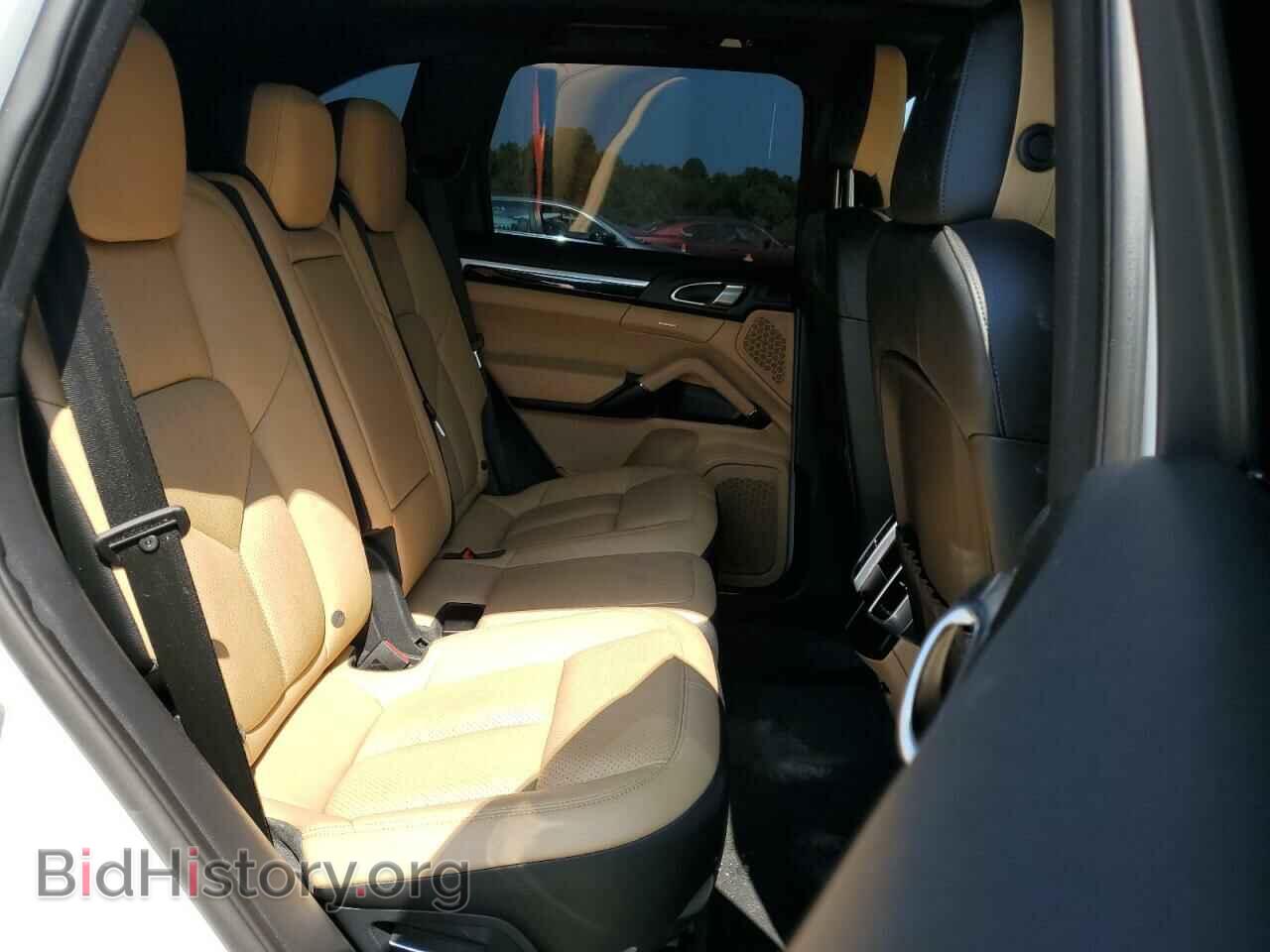 2016 PORSCHE CAYENNE - VIN: WP1AA2A20GLA02285 - Фото 11