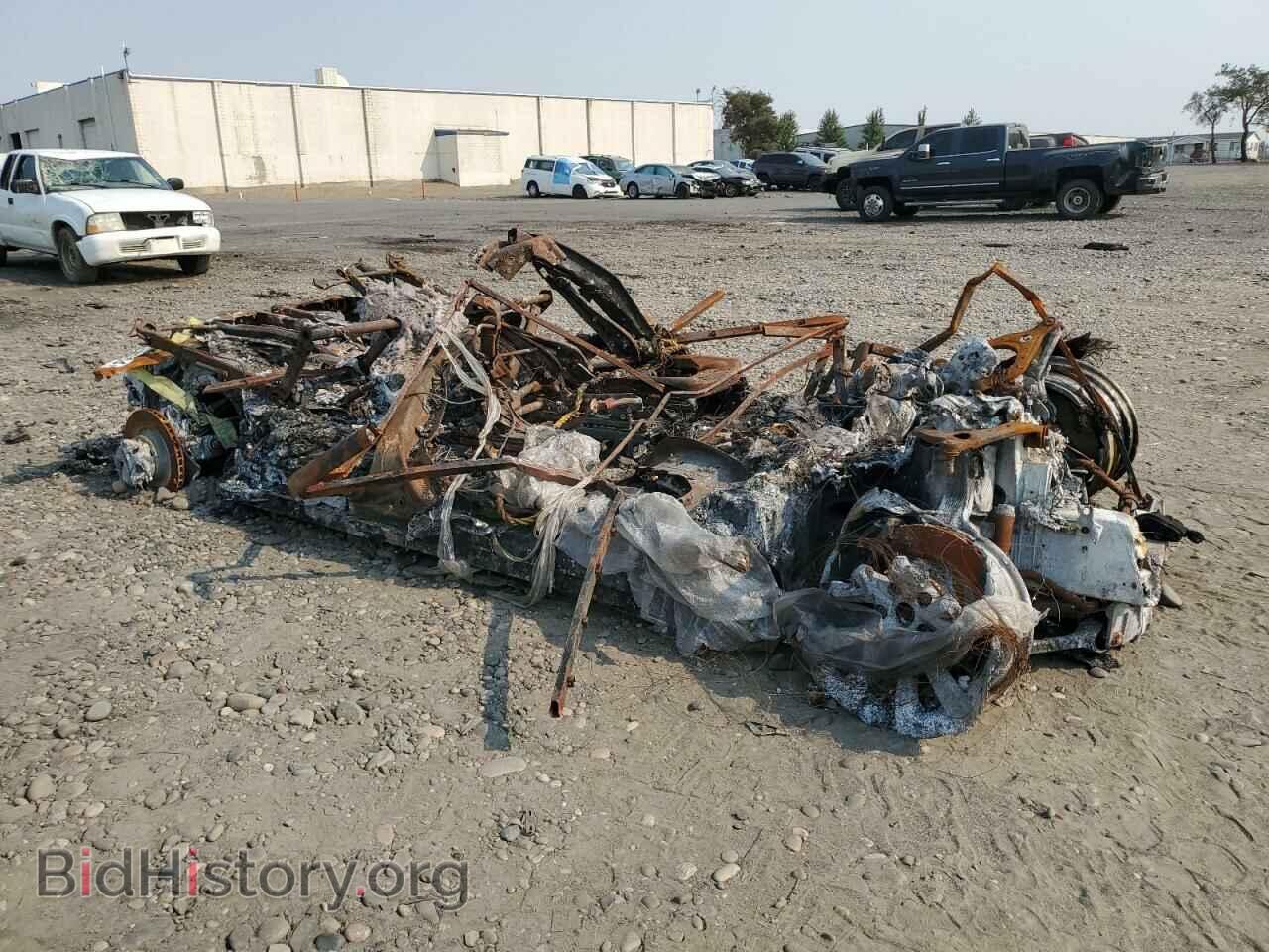 2023 TESLA MODEL X - VIN: 7SAXCBE58PF385425 - Photo 2