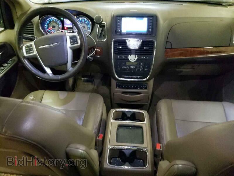 2011 Chrysler MINIVAN (VIN 2A4RR8DG9BR617855) — фото 8 из 13
