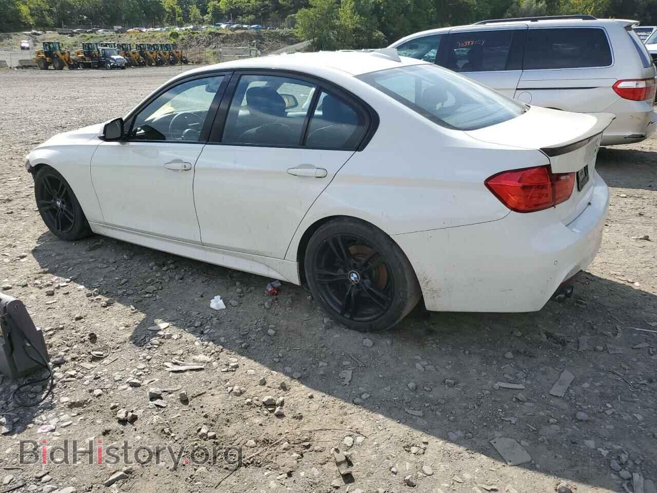 2013 BMW 3 SERIES - VIN: WBA3A5C55DF351355 - Фото 2