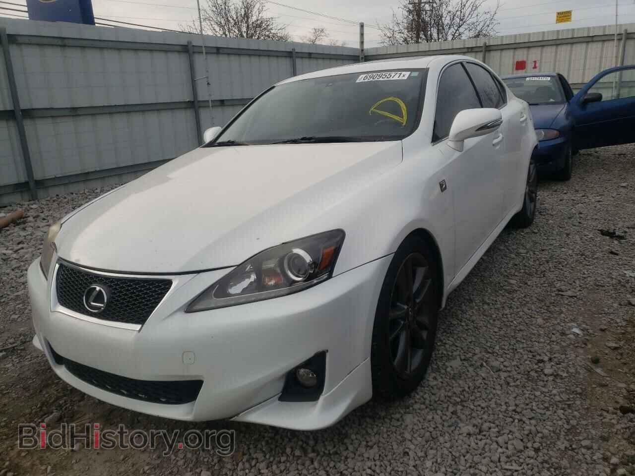 2011 LEXUS IS - VIN: JTHBF5C25B5135108 - Photo 2