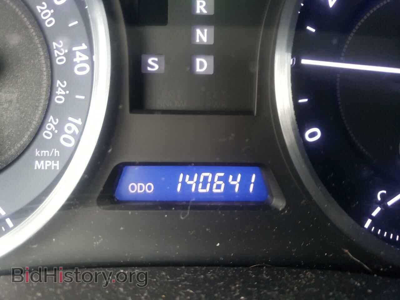 2011 LEXUS IS - VIN: JTHBF5C25B5135108 - Photo 8